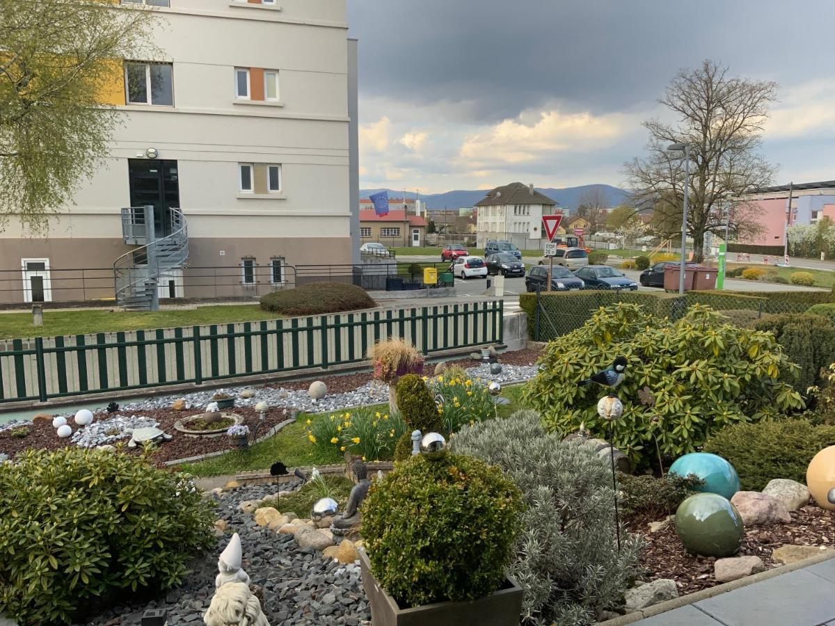 Le Nid Fleuri De Cravanche Eksteriør billede